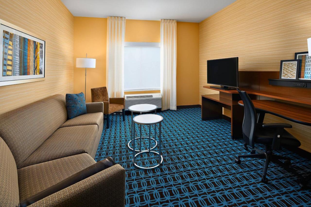 Fairfield Inn & Suites By Marriott Fresno Yosemite International Airport Exterior photo