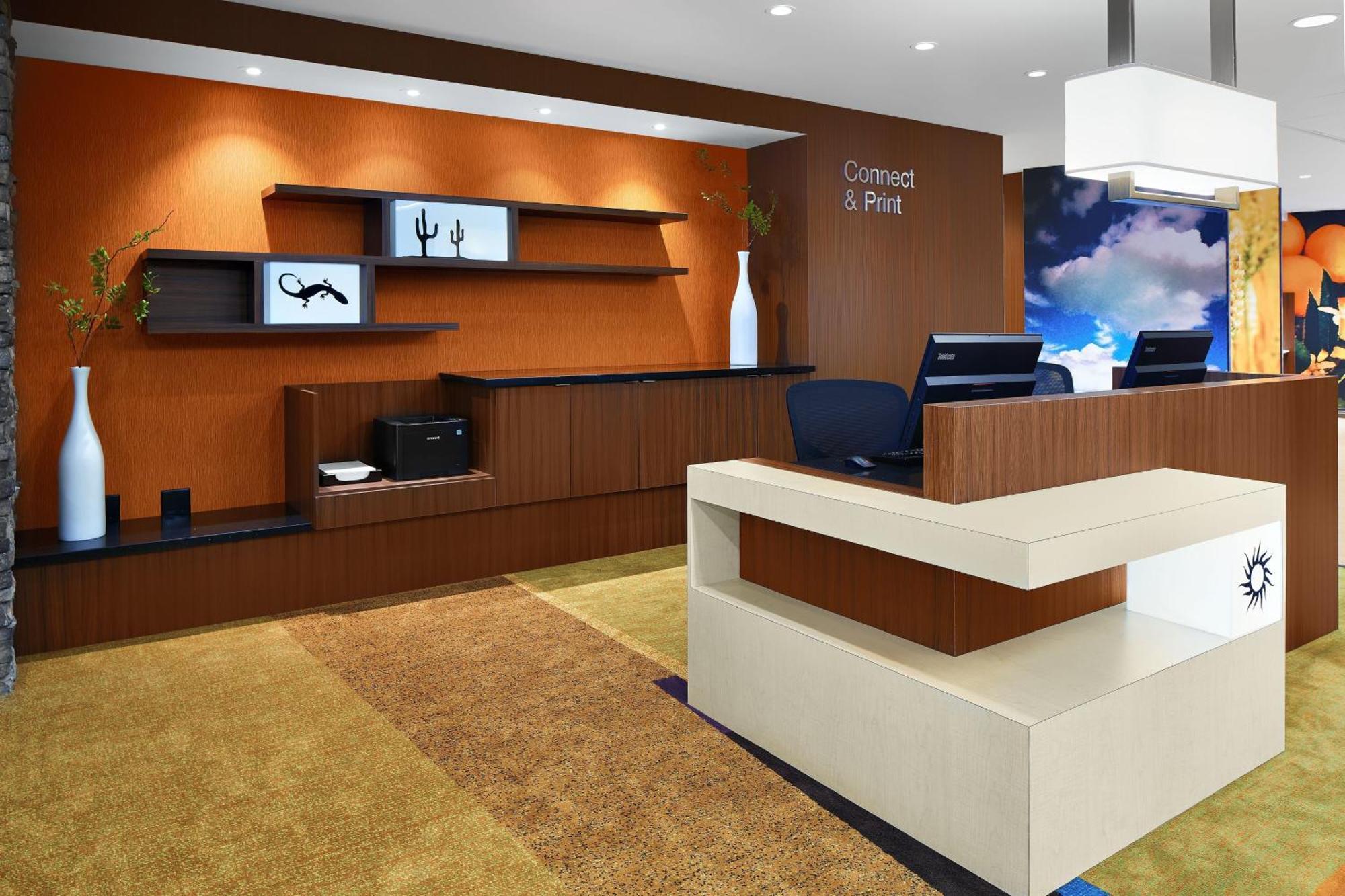 Fairfield Inn & Suites By Marriott Fresno Yosemite International Airport Exterior photo